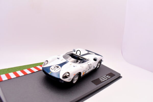 Modellino auto Ferrari 330 P racing collection scala 1:43 ixo diecast modellismo - immagine 3