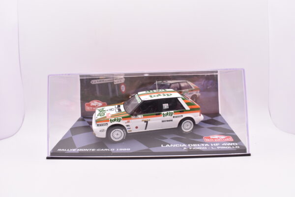 Modellino auto rally scala 1:43 Lancia delta HF modellismo statico - immagine 2