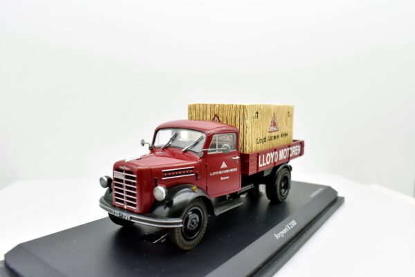 Modellino camion scala 1:43 Bogward B 2500 modellismo statico schuco - immagine 4