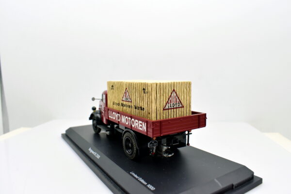 Modellino camion scala 1:43 Bogward B 2500 modellismo statico schuco - immagine 5