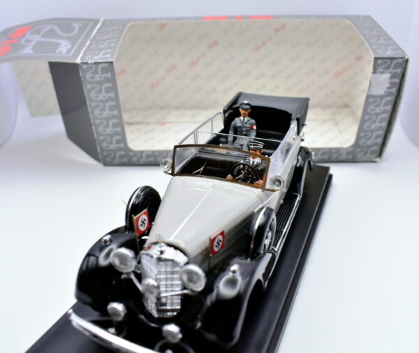 Modellino auto scala 1:43 Mercedes benz 770 con hitler Rio diecast modellismo statico - immagine 4