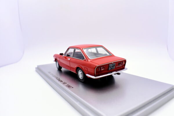 Modellino auto scala 1:43 Fiat 124 sport coupe 1S Kess modellismo statico - immagine 4
