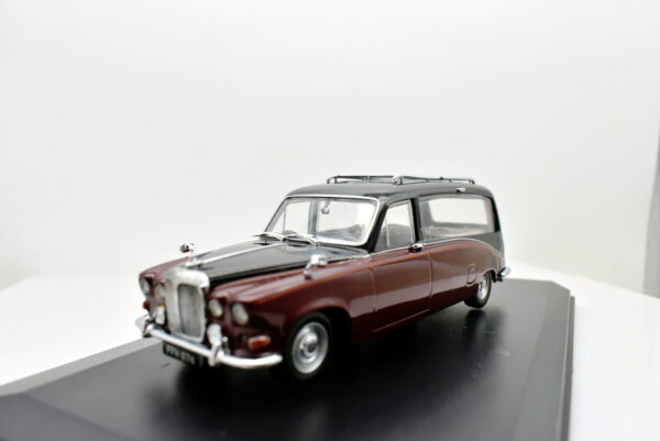 Modellino auto scala 1:43 Daimler hearse DS007 modellismo statico epoca collezione car - immagine 4