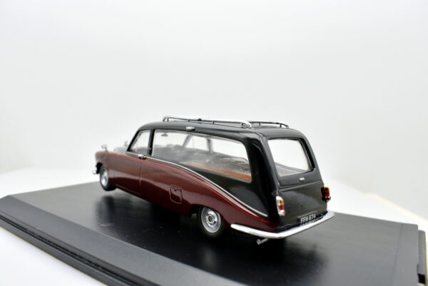 Modellino auto scala 1:43 Daimler hearse DS007 modellismo statico epoca collezione car - immagine 5