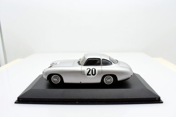 Modellino auto scala 1:43 MERCEDES benz 300 SL models max diecast modellismo da collezione - immagine 3