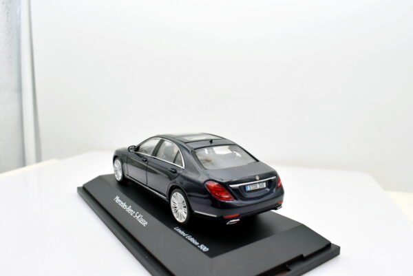 Modellino auto scala 1:43 Mercedes benz S klasse diecast modellismo statico schuco - immagine 2