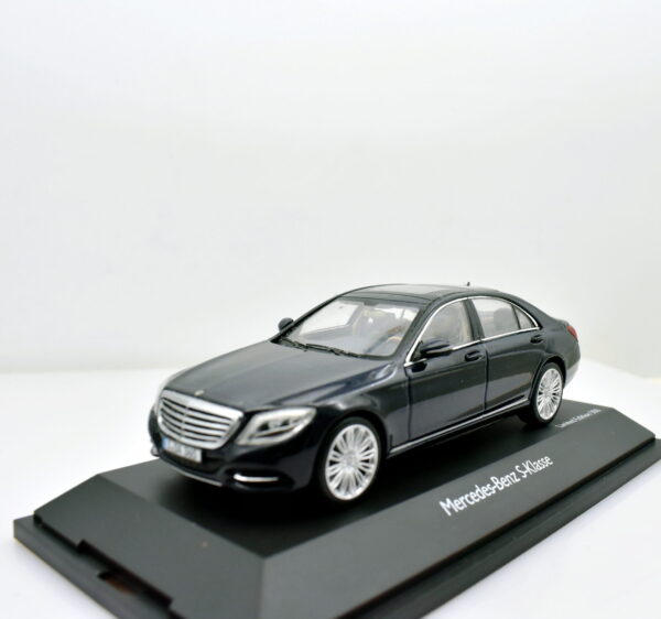 Modellino auto scala 1:43 Mercedes benz S klasse diecast modellismo statico schuco - immagine 3