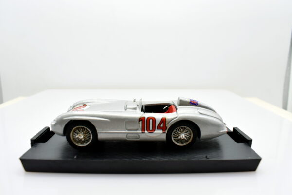 Modellino auto scala 1:43 MERCEDES 300 SLR 104 brumm diecast modellismo da collezione - immagine 5