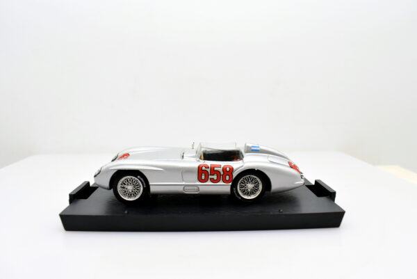 Modellino auto scala 1:43 MERCEDES 300 SLR 658 brumm diecast modellismo da collezione - immagine 5