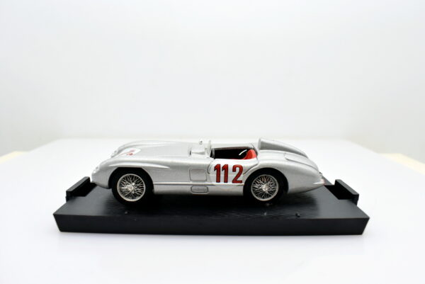Modellino auto scala 1:43 MERCEDES W 196C brumm diecast modellismo da collezione - immagine 4