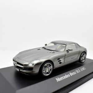 Modellino auto scala 1:43 Mercedes benz SLS AMG schuco diecast modellismo statico schuco