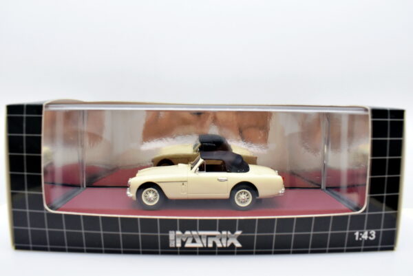 Modellino auto scala 1:43 Aston martin DB2/4 Matrix modellismo da collezione - immagine 2