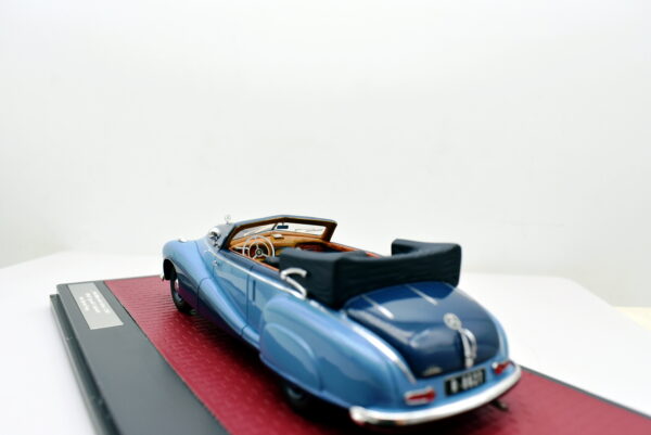 Modellino auto scala 1:43 Mercedes benz 320A Matrix modellismo da collezione - immagine 5