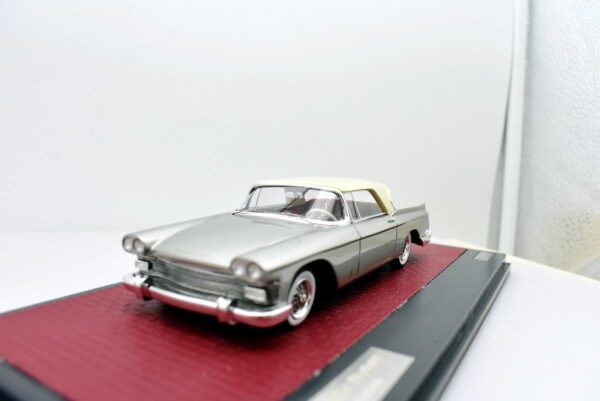 Modellino auto scala 1:43 Cadillac skylight Matrix modellismo da collezione - immagine 4