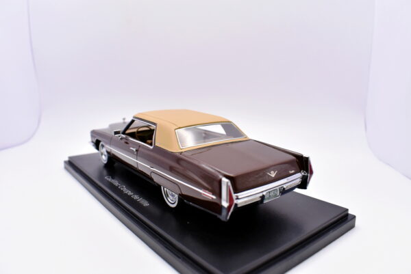 Modellino auto scala 1:43 Cadillac coupe deVille Neo modellismo da collezione - immagine 4