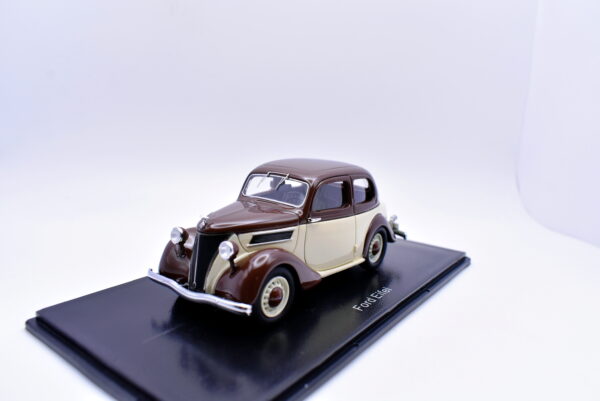 Modellino auto scala 1:43 ford eifel Neo modellismo da collezione - immagine 3