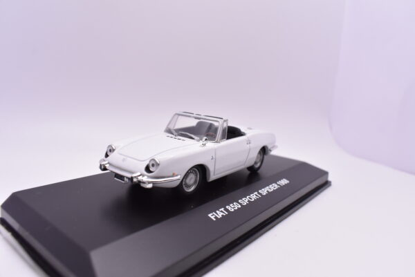 Modellini auto da collezione scala 1:43 FIAT 850 sport spider diecast modellismo statico - immagine 4