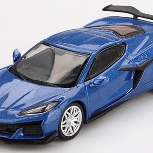Modellino auto scala 1:64 CHEVROLET CORVETTE C8 Z06 2023 modellismo statico collezione