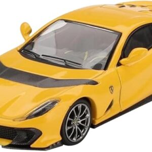 Modellino auto scala 1:64 FERRARI 812 modellismo statico collezione