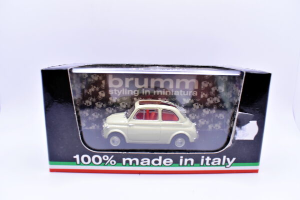 Modellino auto scala 1:43 Fiat nuova 500 Brumm diecast modellismo da collezione - immagine 2