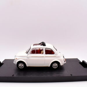 Modellino auto scala 1:43 Fiat 500 D Brumm diecast modellismo da collezione