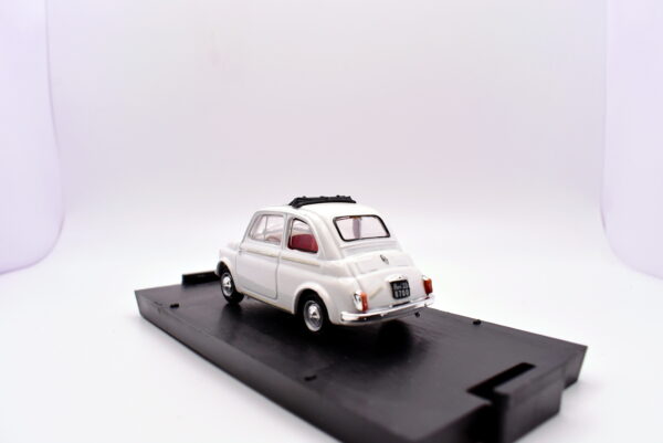 Modellino auto scala 1:43 Fiat 500 D Brumm diecast modellismo da collezione - immagine 4