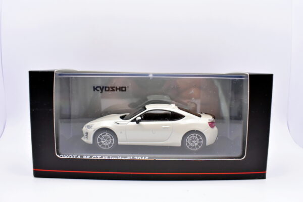 Modellino Auto Scala 1:43 Toyota 86 GT Kyosho modellismo statico - immagine 2