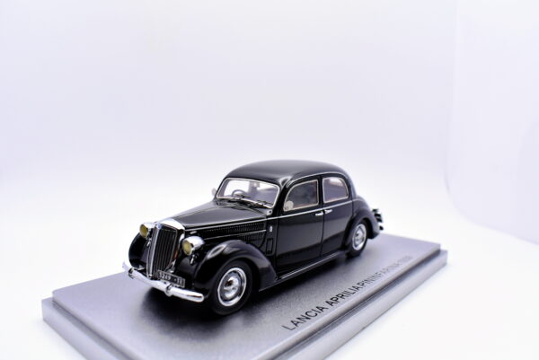 Modellino auto scala 1:43 lancia aprilia pininfarina Kess modellismo - immagine 4