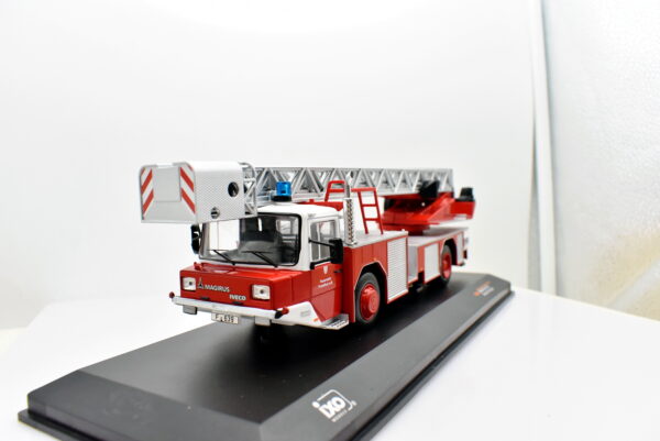 modellino camion scala 1:43 pompieri magirus dlk 2312 ixo diecast modellismo da collezione - immagine 2