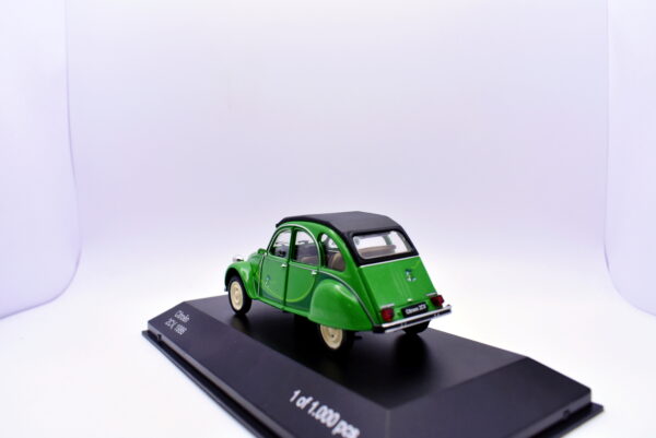 Modellini auto scala 1:43 Citroen 2CV whitebox diecast modellismo collezione - immagine 4