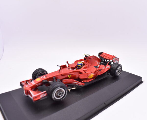 Modellino auto scala 1:43 FORMULA 1 F2008 F1 massa hotwheels diecast modellismo