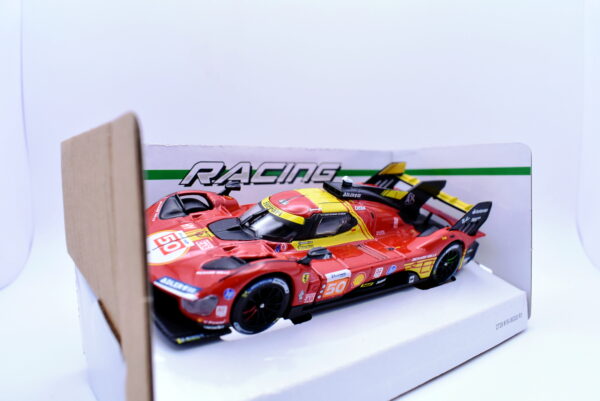 Modellini auto racing Ferrari 499P 2024 scala 1:43 Burago diecast da collezione - immagine 4
