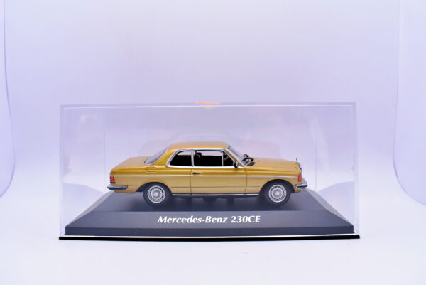 Modellino auto scala 1:43 Mercedes Benz 230 CE Maxichamps diecast modellismo da collezione - immagine 3