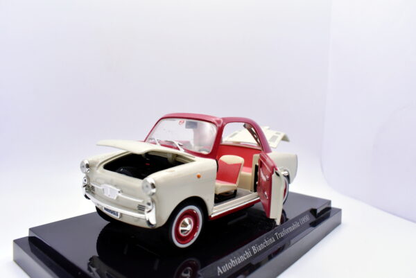 Modellino auto scala 1:24 Autobianchi Bianchina Trasformabile modellismo da collezione - immagine 3