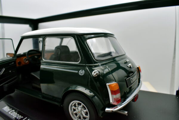Modellino auto scala 1:12 Mini Cooper LHD diecast modellismo da collezione - immagine 7
