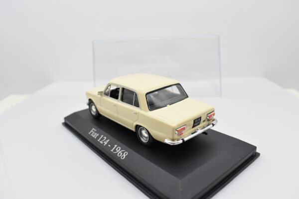Modellini auto da collezione scala 1:43 FIAT 124 diecast modellismo statico - immagine 2