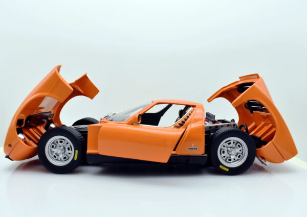 Modellino auto scala 1:18 Lamborghini miura anson modellismo da collezione