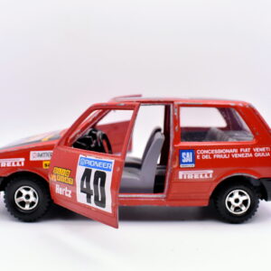 Modellino auto rally 1:24 Fiat uno diecast modellismo da collezione burago