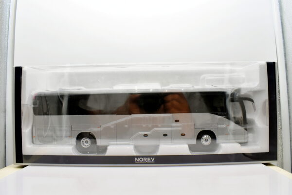 modellino pullman scala 1:43 Ivecobus magelys euro VI diecast norev modellismo da collezione - immagine 2