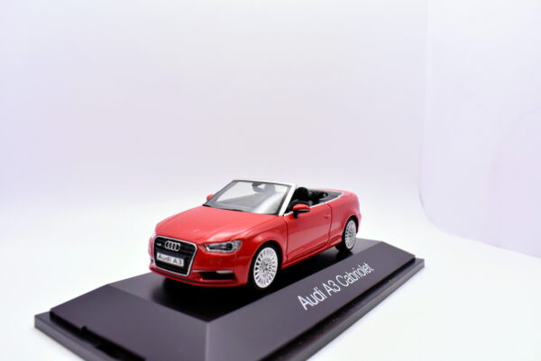 Modellino Auto Scala 1:43 Audi A3 cabriolet Herpa modellismo statico - immagine 4