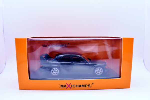 Modellino auto scala 1:43 mercedes benz 190E Maxichamps diecast modellismo da collezione - immagine 2