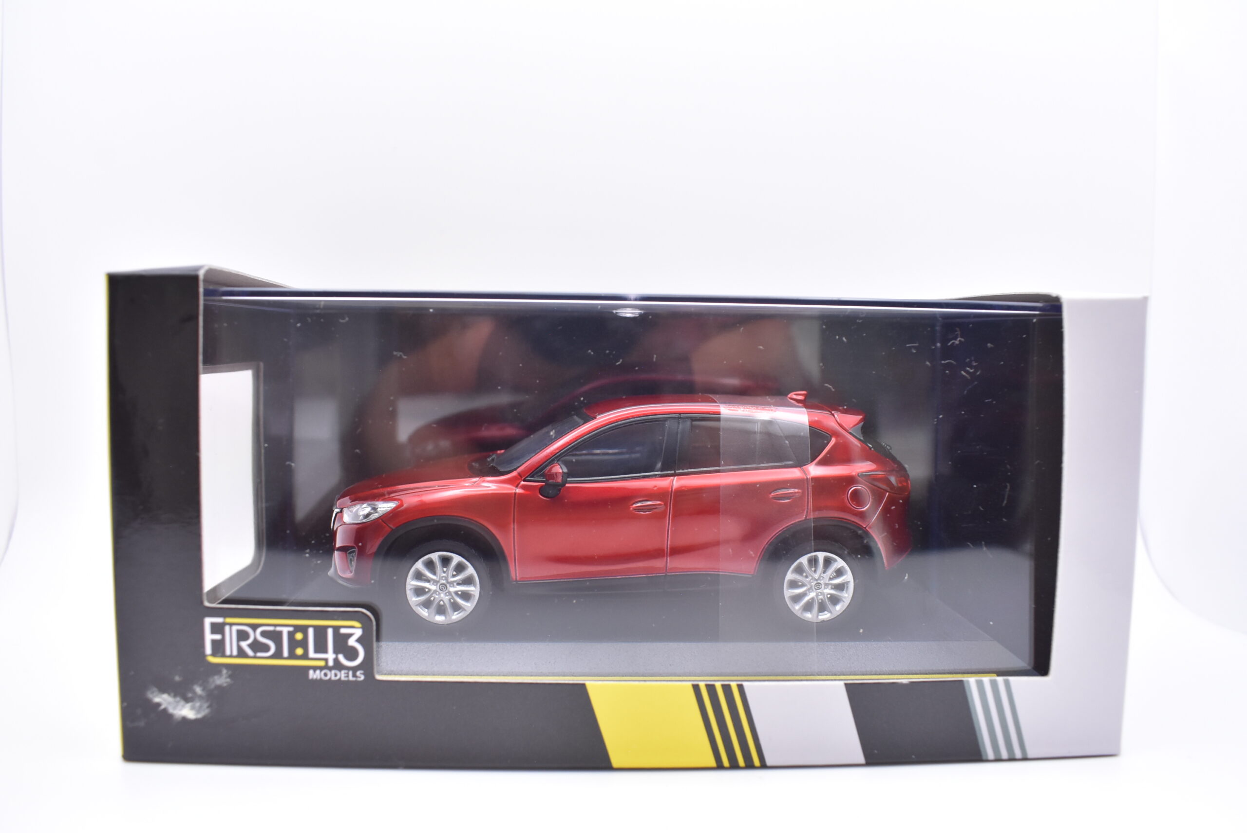Modellino Auto Mazda CX-5 In Scala 1:64, Pressofuso, Colore Casuale
