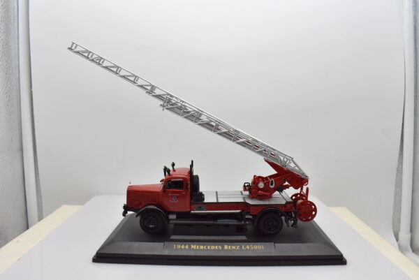 modellino auto scala 1:43 mercedes benz L4500F diecast modellismo pompieri - immagine 4
