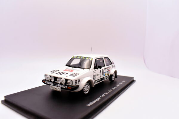 Modellino auto rally scala 1:43 volkswagen vw golf mk1 spark modellismo statico - immagine 3