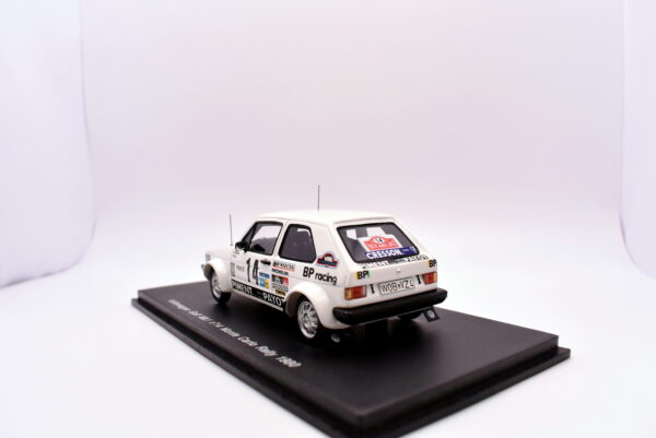Modellino auto rally scala 1:43 volkswagen vw golf mk1 spark modellismo statico - immagine 4