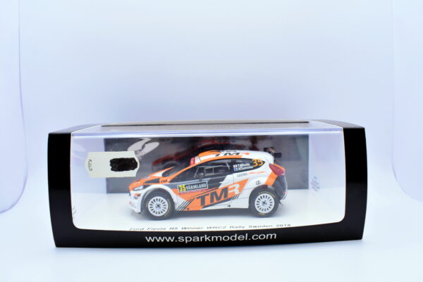 Modellino auto scala 1:43 Ford fiesta R5 spark modellismo statico - immagine 2