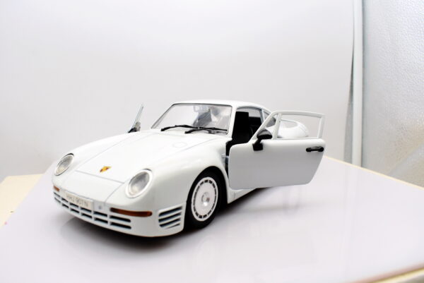 Modellino auto scala 1:18 PORSCHE 959 Tonka polistil modellismo da collezione - immagine 3