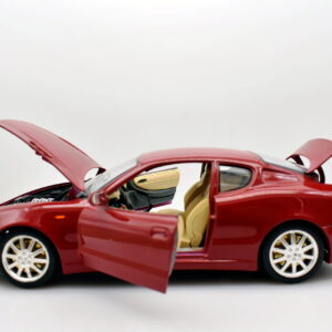 Modellino auto scala 1:18 maserati 3200 gt Burago modellismo da collezione