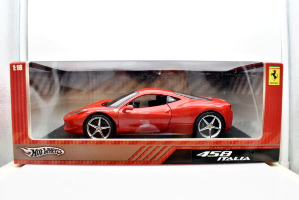 Modellino auto scala 1:18 Ferrari 458 italia Hot Wheels diecast modellismo da collezione - immagine 2