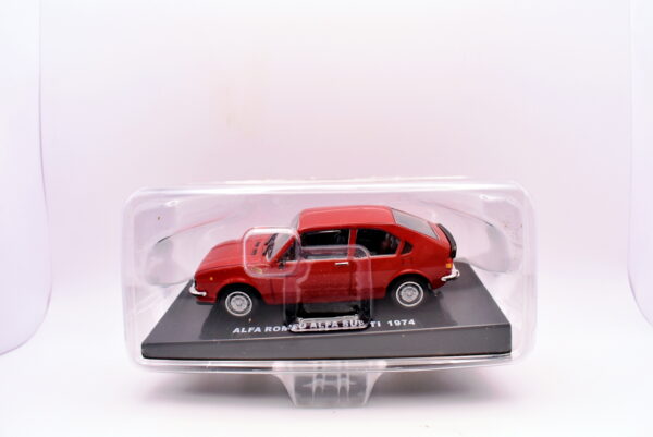 Modellino auto scala 1:43 Alfa Romeo AlfaSud diecast modellismo statico - immagine 2